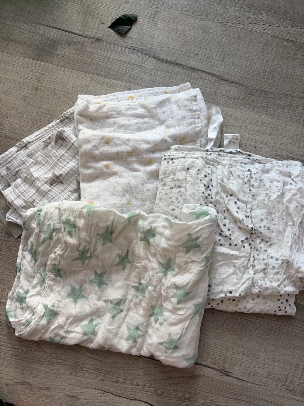 Unbranded Kids Muslin Swaddle Blanket - White with Mint Stars